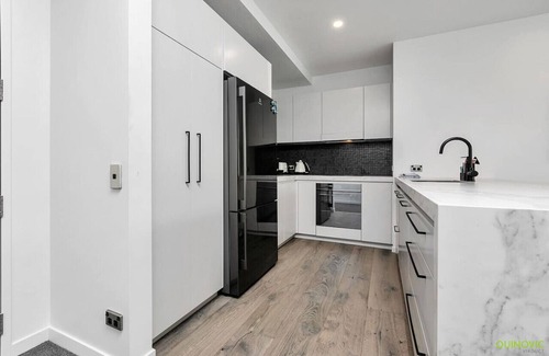 Auckland Central Business District Apartment | QV Modern Waterfront 2-bedroom apartment - 079