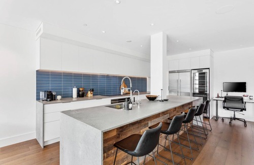 Auckland Central Business District Apartment | QV Stays Pure Luxury on the Viaduct