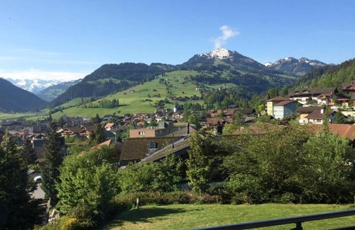 Zweisimmen Apartment | Région de GSTAAD, charmant chalet duplex de 80m2