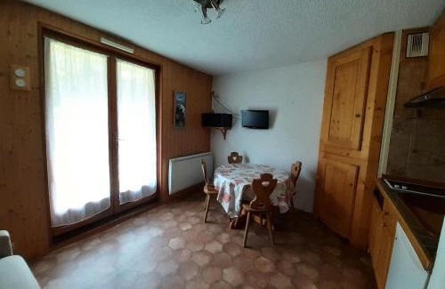 Valloire Apartment | Résidence Betelgeuse - Studio cabine 4 personnes 2 exposé Est MAE-8164
