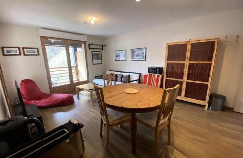 Sers Apartment | Résidence Bois De Marie - Joli appartement avec balcons, parking et WIFI proche du centre de Barèges MAE-8644