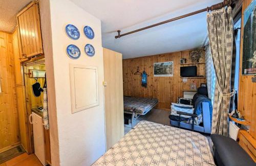Montgenevre Apartment | Résidence Central Station - studio au coeur de village proche des toutes commoditeés MAE-9114
