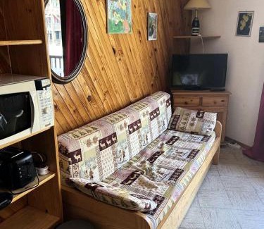 Reallon Apartment | Résidence Comete - Charmant T2, 6 couchages bien situé dans la station de Réallon 223C MAE-9041
