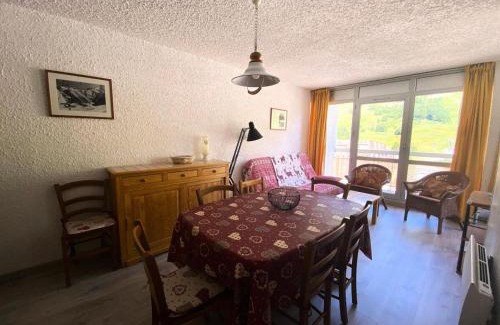 Les Deux Alpes Apartment | Résidence Diamant 1 - Chaleureux T3 centre station, avec vue sur les pistes MAE-5381