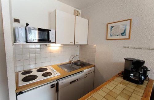 Montgenevre Apartment | Résidence Ferme D'augustin - Batiment E - Appartement 4/6 personnes - Skis aux pieds MAE-9154