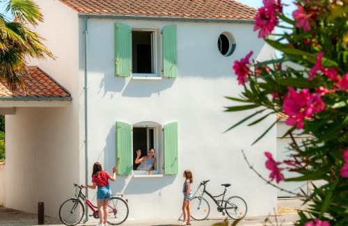 Saint-Georges-d'Oleron Apartment | Résidence Goélia La Palmeraie