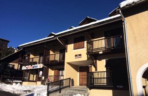 Montgenevre Apartment | Résidence Korossol - Joli duplex au coeur du village MAE-8634