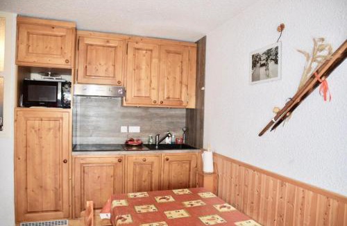 Valloire Apartment | Résidence La Demeurance - 2 pièces cabine 6 personnes exposé Sud-Ouest MAE-8634