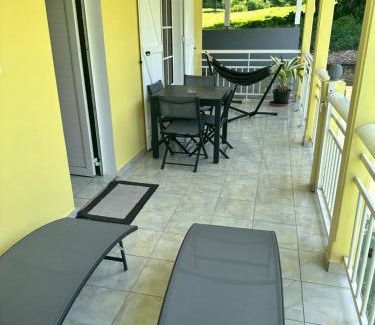 Petit-Canal House | Résidence Lacolombe