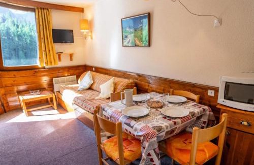 Les Orres Apartment | Résidence Le Belvedere - Studio cabine au coeur des Orres 1650 MAE-4524