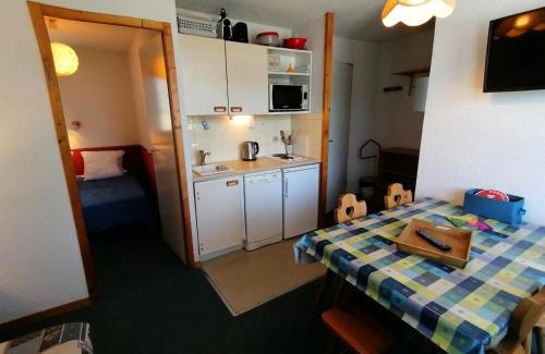 Montalbert Apartment | Résidence Le Chanteloup - Deux pièces + cabine agréable dans résidence pied MAE-5104