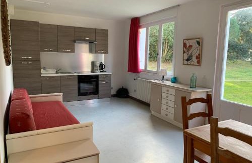 Saint-Pierre-d'Oleron Apartment | Résidence Les Salines Boyardville - Chambres et studios