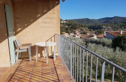 Greoux-les-Bains Apartment | Résidence Lou Cigaloun - ANA LOCATION