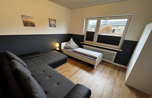 Emden House | Rückzugsort in Wassernähe auf 100qm mit 4 Zimmern & Highspeed-internet