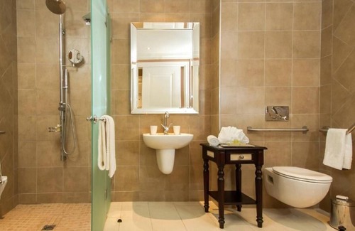 Summerstrand House | R 1549 The Boardwalk Hotel Convention Centre & Spa With Arcade/Game Room, Garden, And Fitness Facili