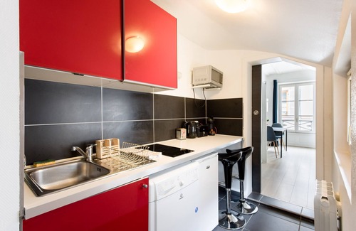 Krutenau Apartment | R Apartments Strasbourg Fenêtresurkrut ideal for couple and family!