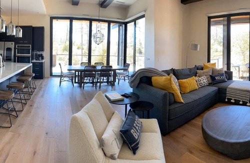 Payson Villa | R005 Villa 610 S. Valhalla