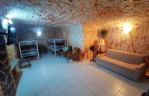Coober Pedy Hotel | Radeka Downunder Underground Motel