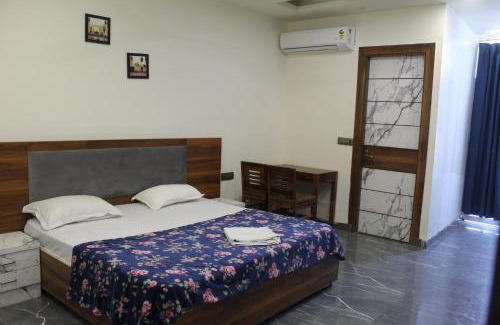 Vrindavan Hotel | Radha krishna spiritual stay