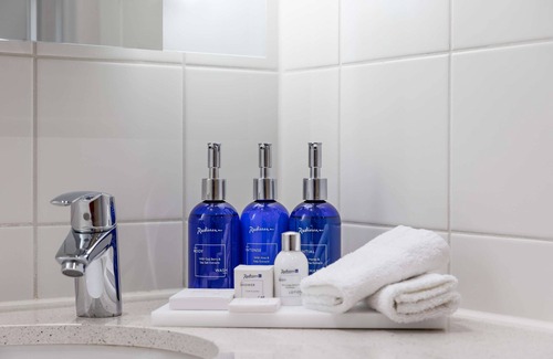 Bishop's Stortford Hotel | Radisson Blu Hotel London Stansted Airport