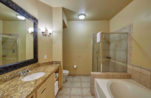 Biggs Field Hotel | Radisson Hotel El Paso Airport