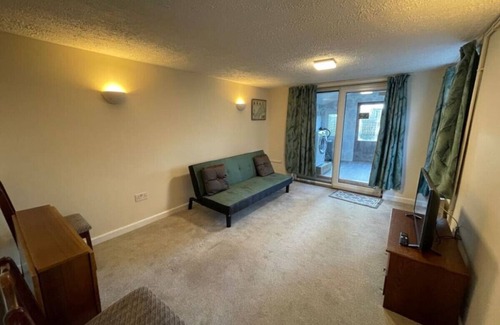 Camelford Cabin | Rae’s Cottage Sleeps 2+1
