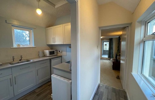 Camelford Cabin | Rae’s Cottage Sleeps 2+1