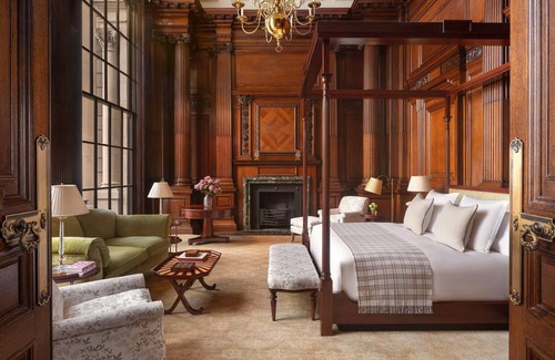 London City Centre Hotel | Raffles London at The OWO