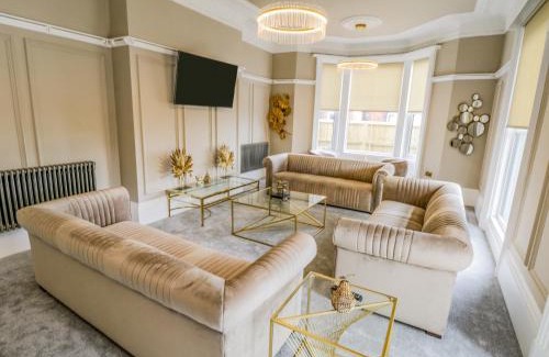 Scarborough City Centre House | Railway House