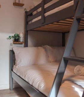 Castlerock Hostel | Railway Sleeper Hostel