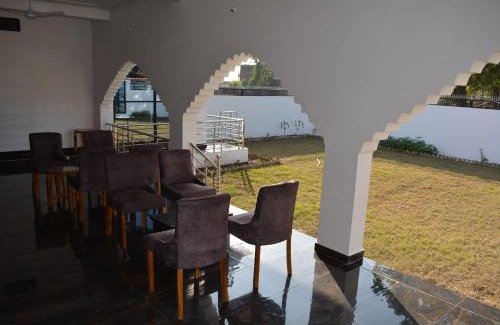 Khajuraho Bed & Breakfast | Rajesh Bed & Breakfast