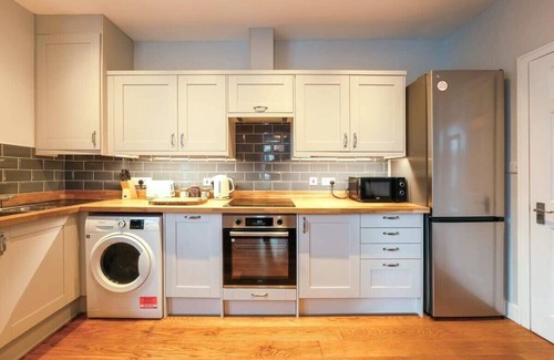 Southville Apartment | Raleigh 2 Bedroom Apartment with parking