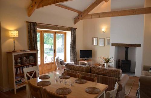 Holsworthy House | Raleigh Barn