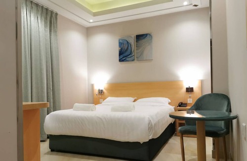 Qurish Street Hotel | Ram Jeddah