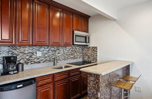 Flushing Chinatown Hotel | Ramada by Wyndham Flushing Queens