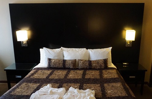 Dilworth Mountain Estates Hotel | Ramada Hotel & Conference Center by Wyndham Kelowna