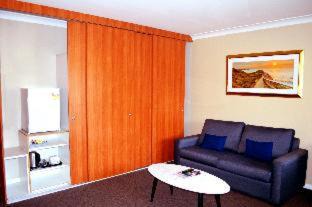 Cabramatta Hotel | Ramada Hotel & Suites by Wyndham Cabramatta