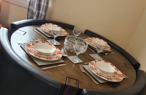 Kirriemuir Apartment | Ramblers Rest. Cosy apartment, perfect base for hillwalkers