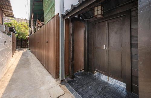 Old City House | Rampai-Pailyn House