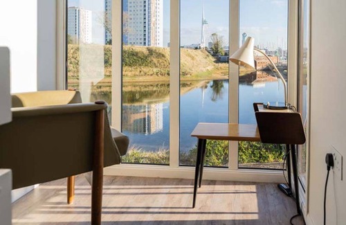 Gosport House | Rampart View - a house that sleeps 6 guests in 3 bedrooms