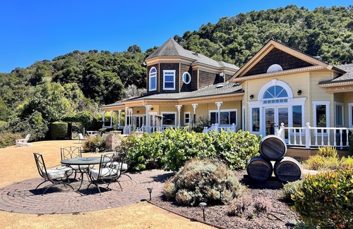 San Luis Obispo House | Ranch Estate EPIC VIEWS Fire Pit Game room Spa Pet-Friendly 10min from Cal Poly!