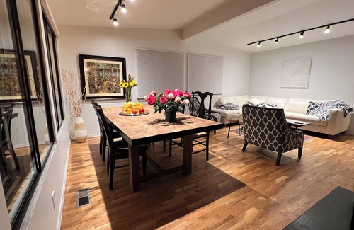 Bridle Trails House | Ranch house in Bridal Trails