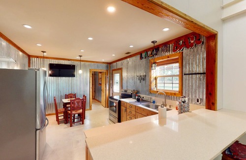 Bandera Cabin | Ranch Lodge on 100+ Acres with Exotic Wildlife, Fishing Ponds & Game Room