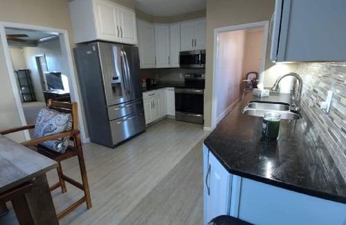 Cheyenne House | Rancher's Capitol Lodge (Historic) - Steps away from the Capitol and Downtown