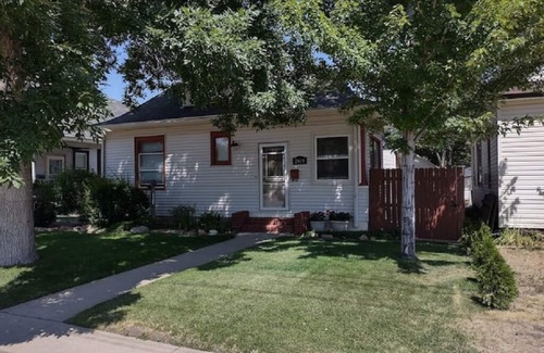 Cheyenne House | Rancher's Capitol Lodge (Historic) - Steps away from the Capitol and Downtown