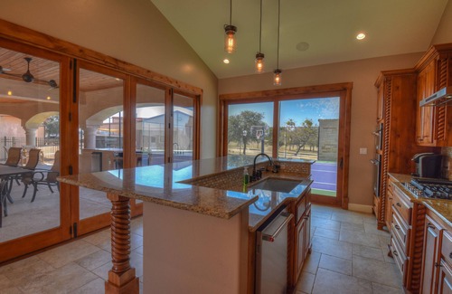 Burnet House | Ranching luxury in the heart of the Texas Hill Country. Rent a ranch.