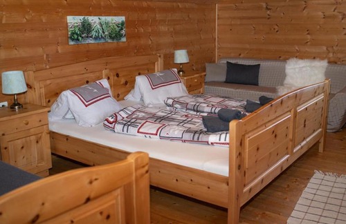 Rangersdorf House | RANGERSDORFER HÜTTE