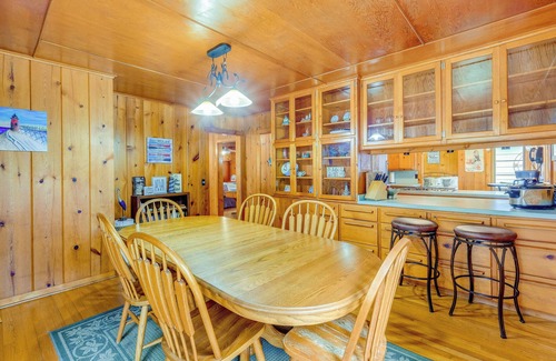 Rapid City Cottage | Rapid City Cottage w/Patio Near Beach Access!