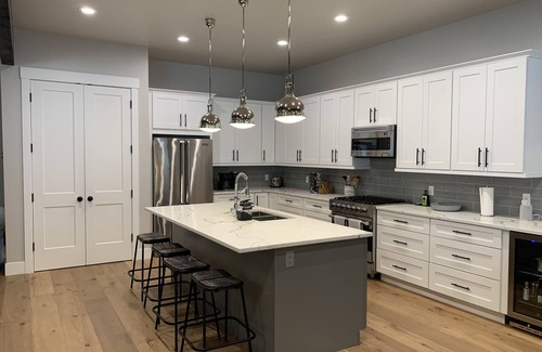 Whitefish House | Rare Find - Newer Construction close to town & beach!