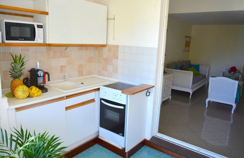 Le Gosier Apartment | Rare! French Caribbean Duplex, direct access to the beach and sea view (1 to 5 people)